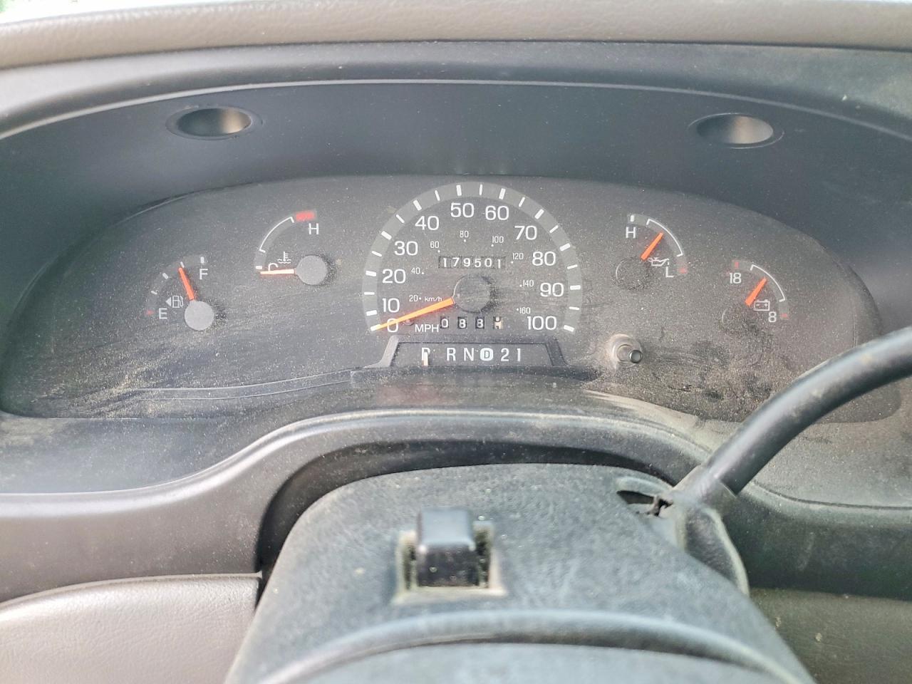 2001 Ford E350 Utility / Service Van