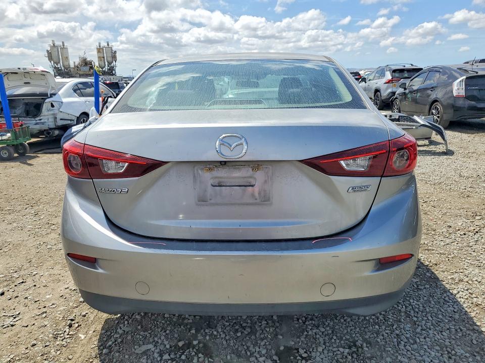 2016 Mazda 3 Sport