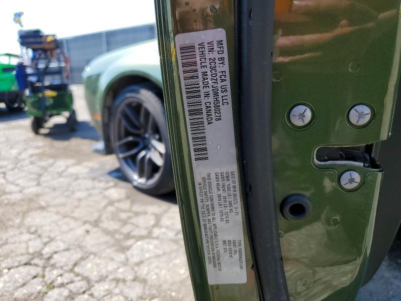 2021 Dodge Challenger r