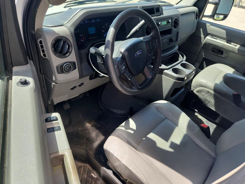 2022 Ford E450 BOX Truck
