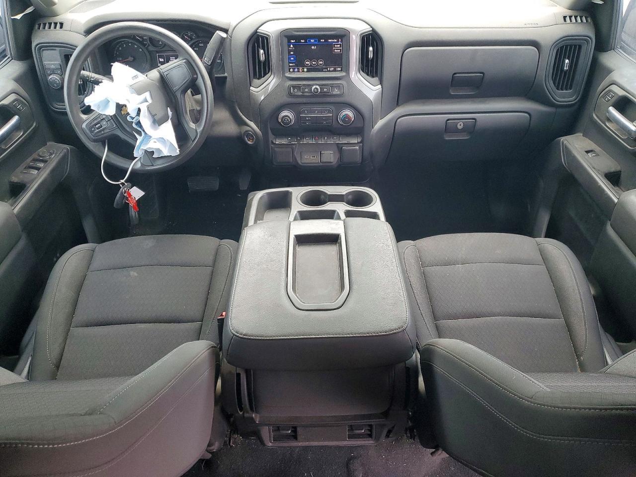 2022 Chevrolet Silverado C1500 Custom