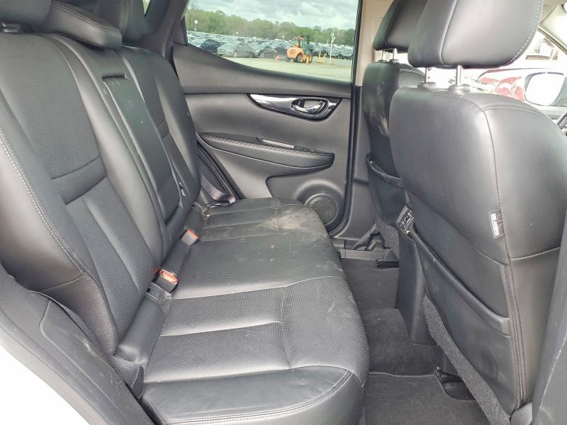 2017 Nissan Rogue Sport sl