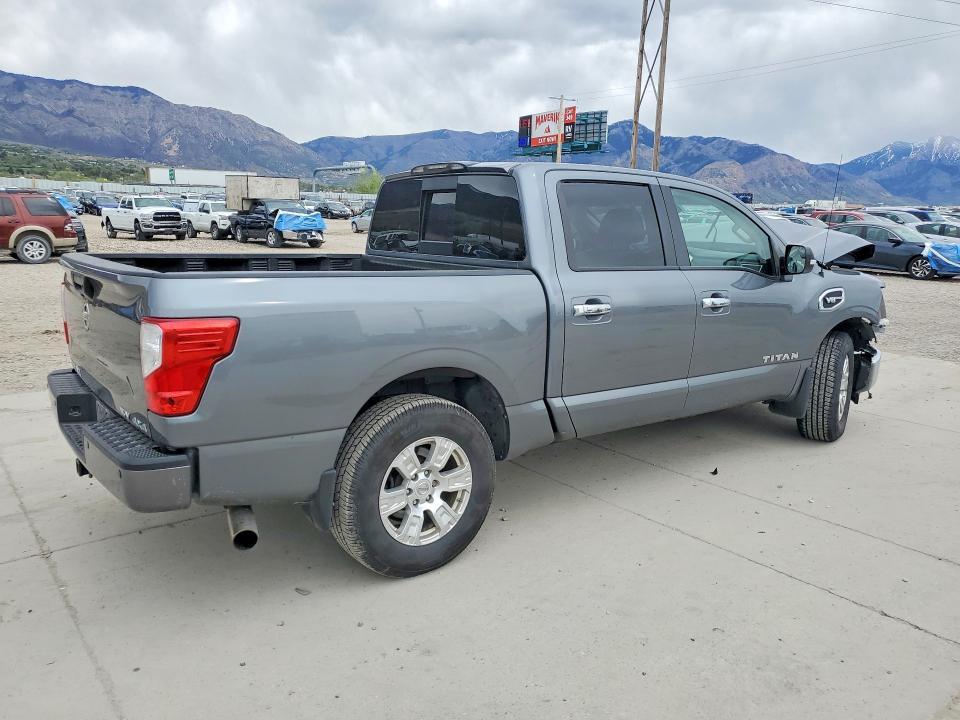 2017 Nissan Titan SV