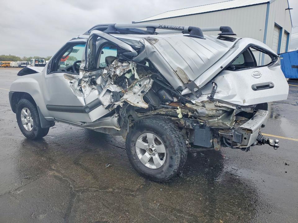2012 Nissan Xterra x