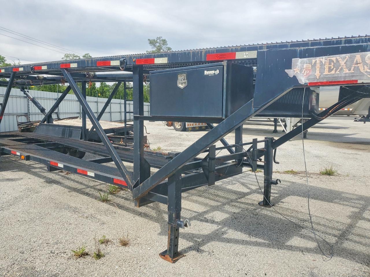 2022 Texas Pride CA8472KGN Car Carrier