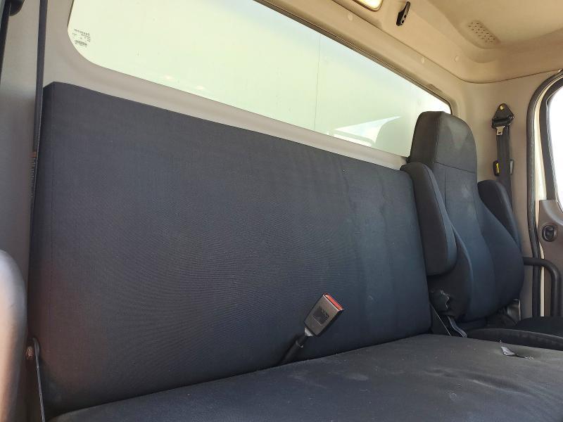 2019 Freigliner 2019 Freightliner Business Class M2 BOX Truck