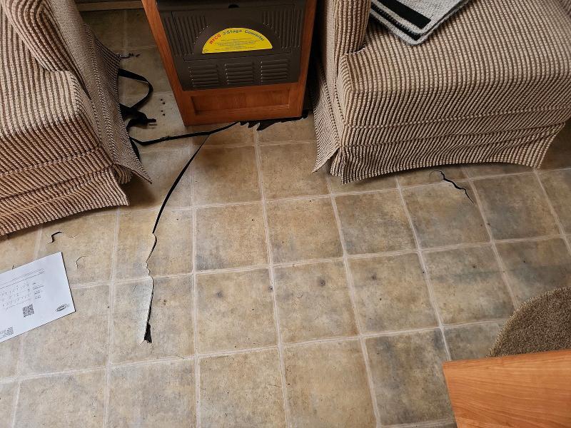 2007 Keystone Zeppeline Camper