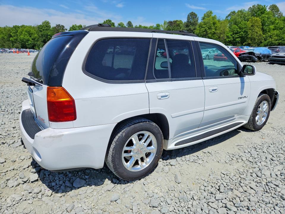 2007 GMC Envoy Denali