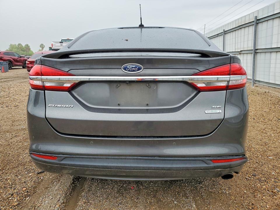 2018 Ford Fusion se