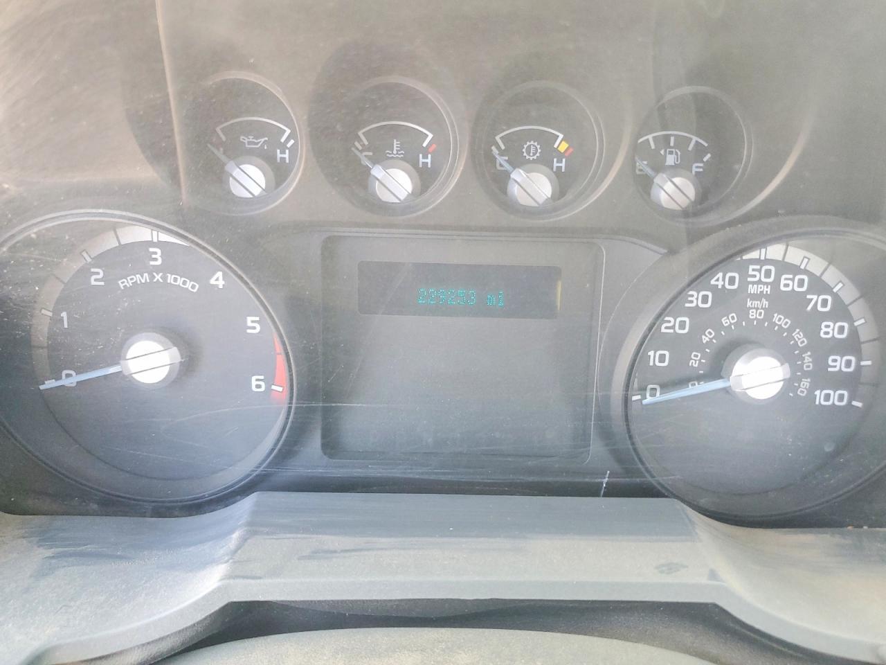 2014 Ford F550 Super Duty Truck Cab AND Chassis