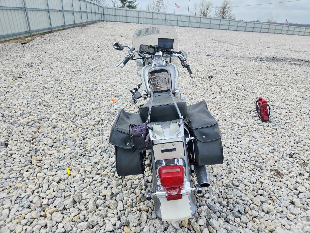 2002 Suzuki VL1500