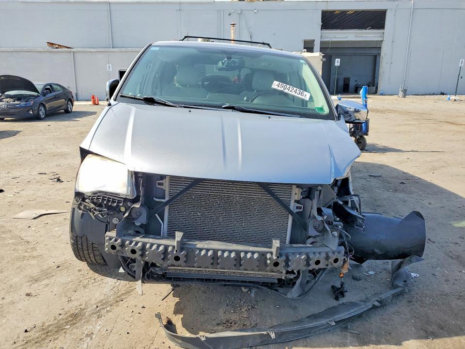 2013 Chrysler Town & Country Limited