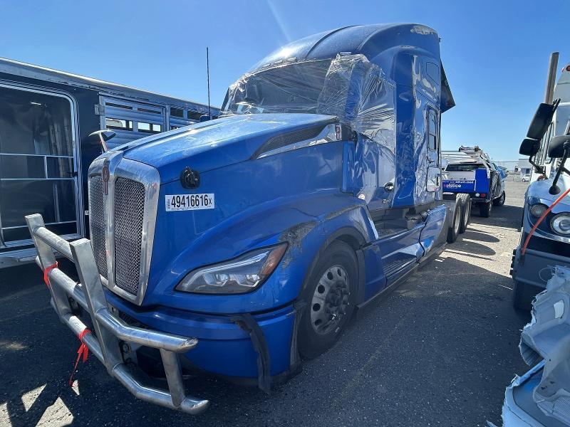2024 Kenworth T680 Semi Truck