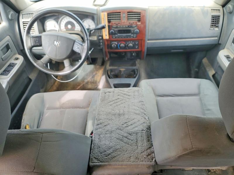 2005 Dodge Dakota Quad SLT
