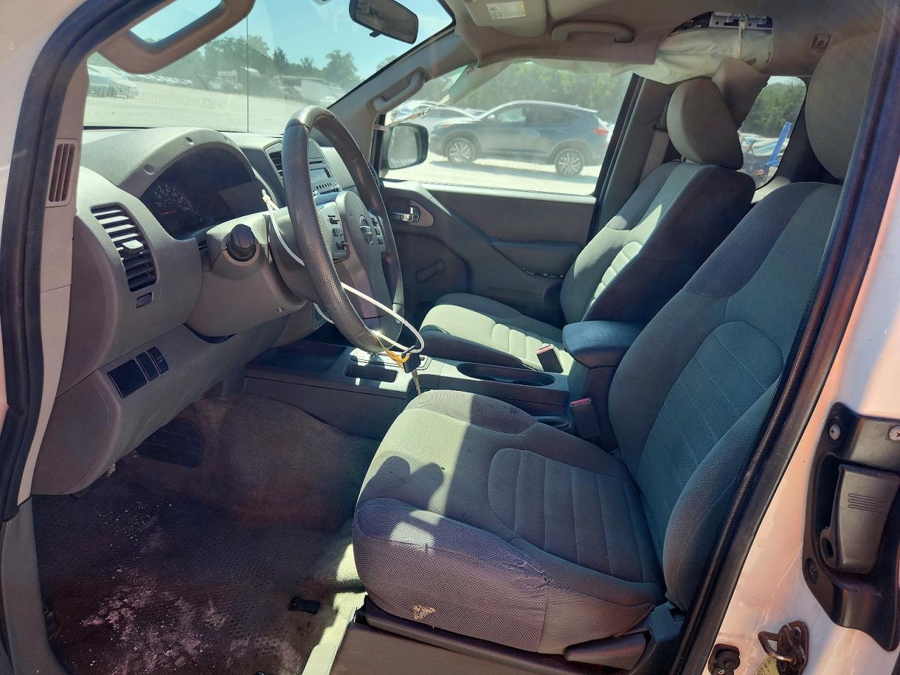 2015 Nissan Frontier S
