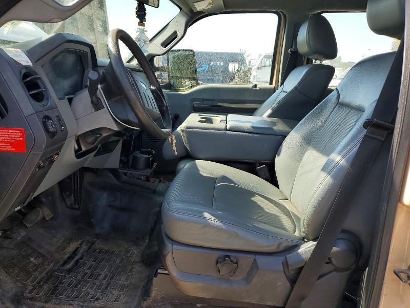 2014 Ford F450 Super Duty Flatbed Truck