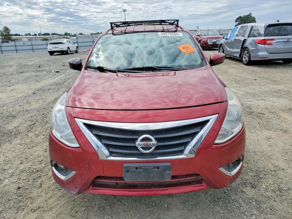 2018 Nissan Versa sv