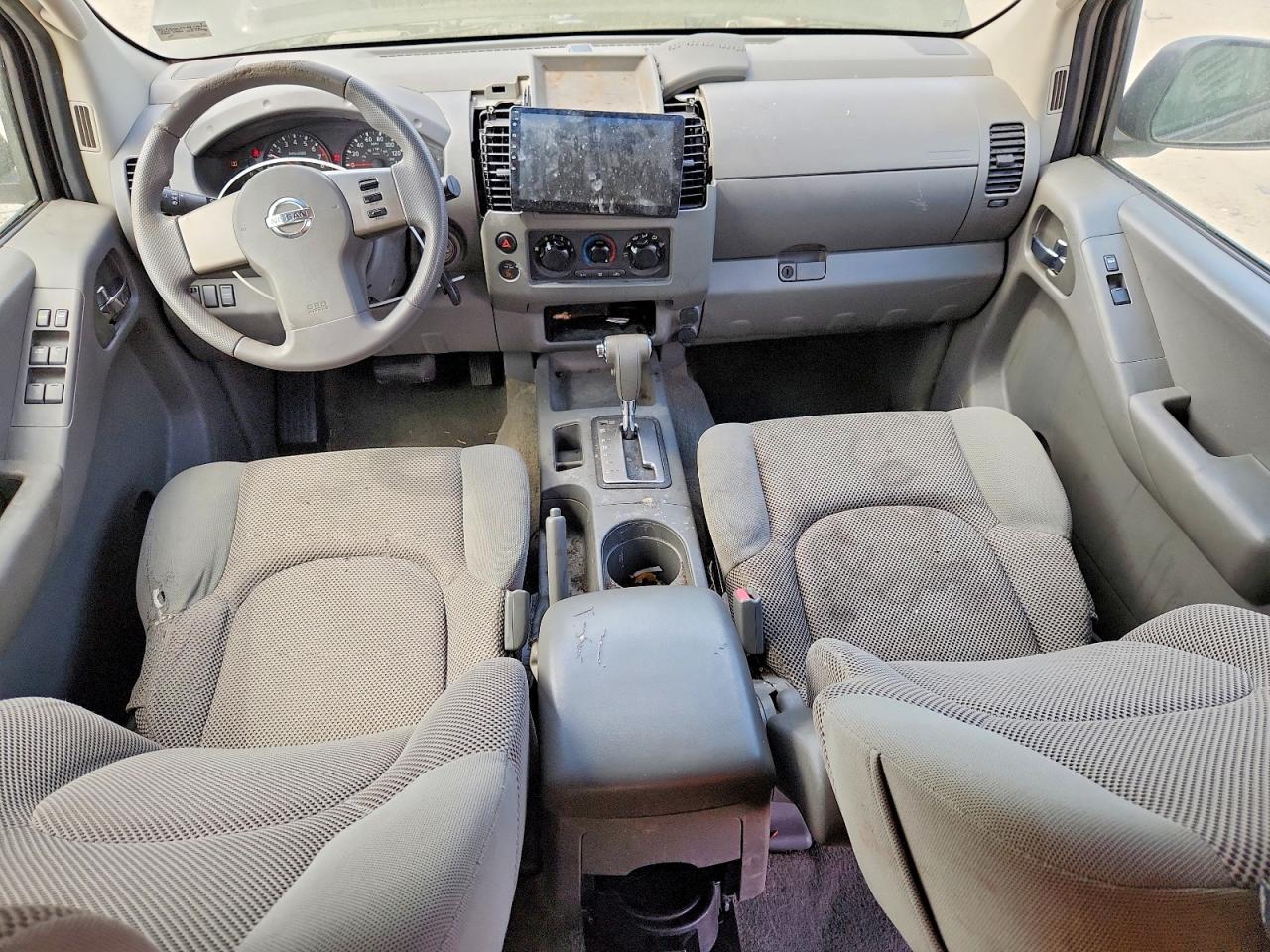 2006 Nissan Frontier SE