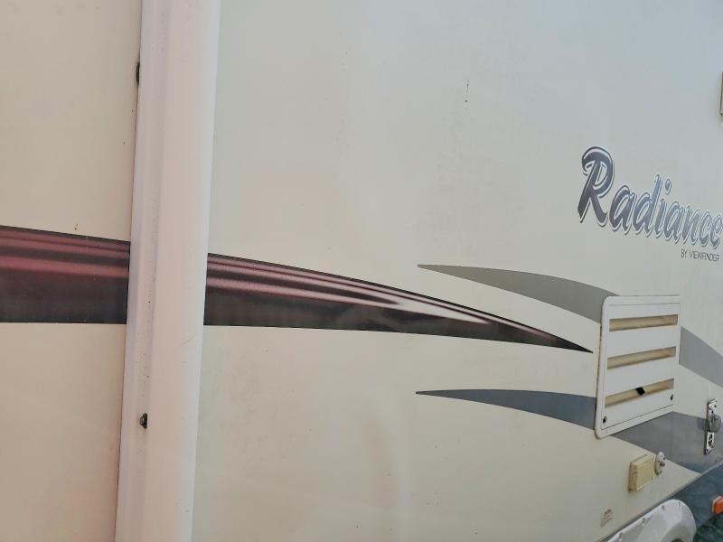 2013 Cruiser Rv Radiance Camper