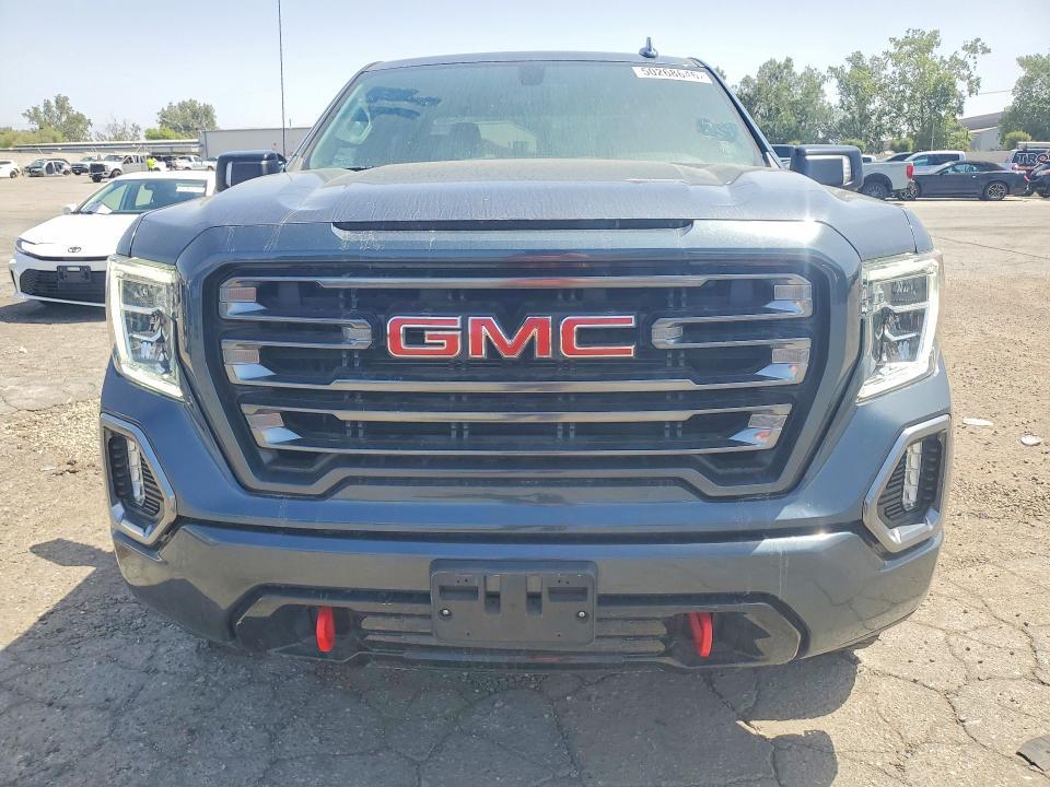 2021 GMC Sierra K1500 AT4