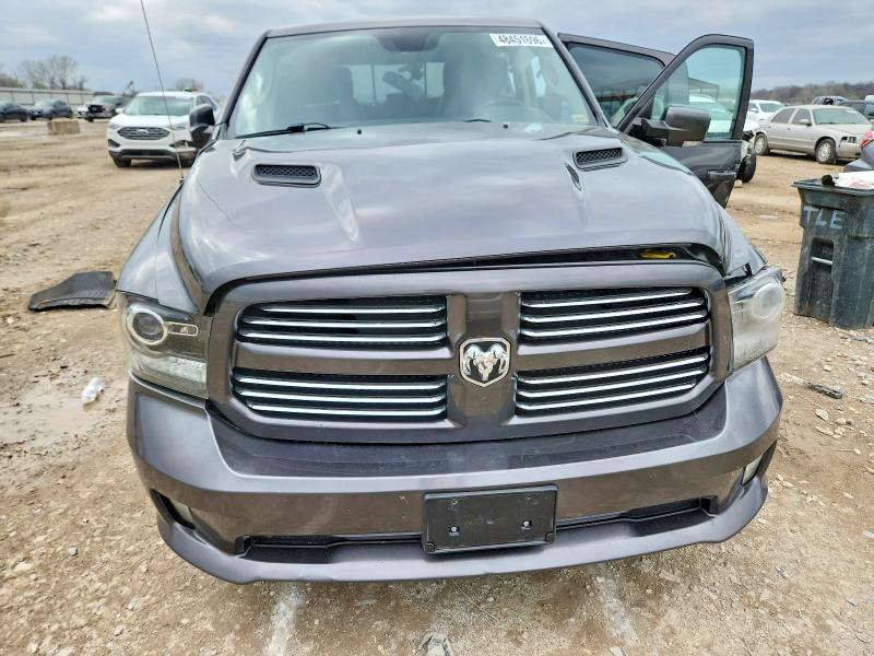 2015 Dodge RAM 1500 Sport