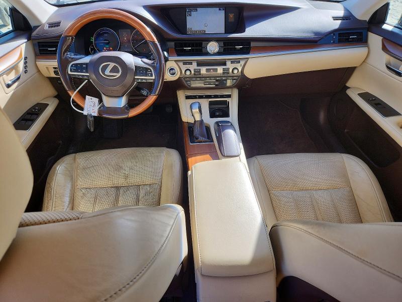 2016 Lexus Es 300h