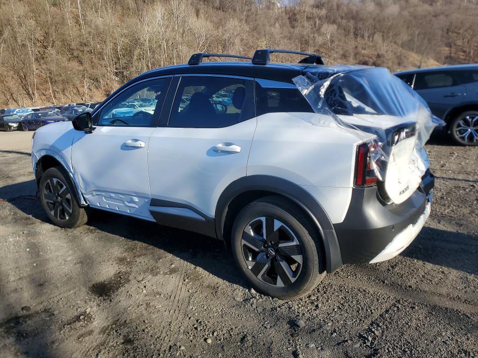 2026 Nissan Kicks sv