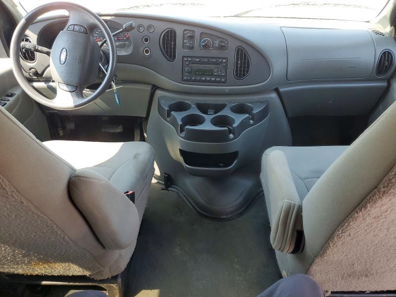 2007 Ford Econoline E350 Super Duty Wagon