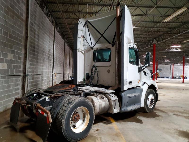 2018 Peterbilt 579 Semi Truck