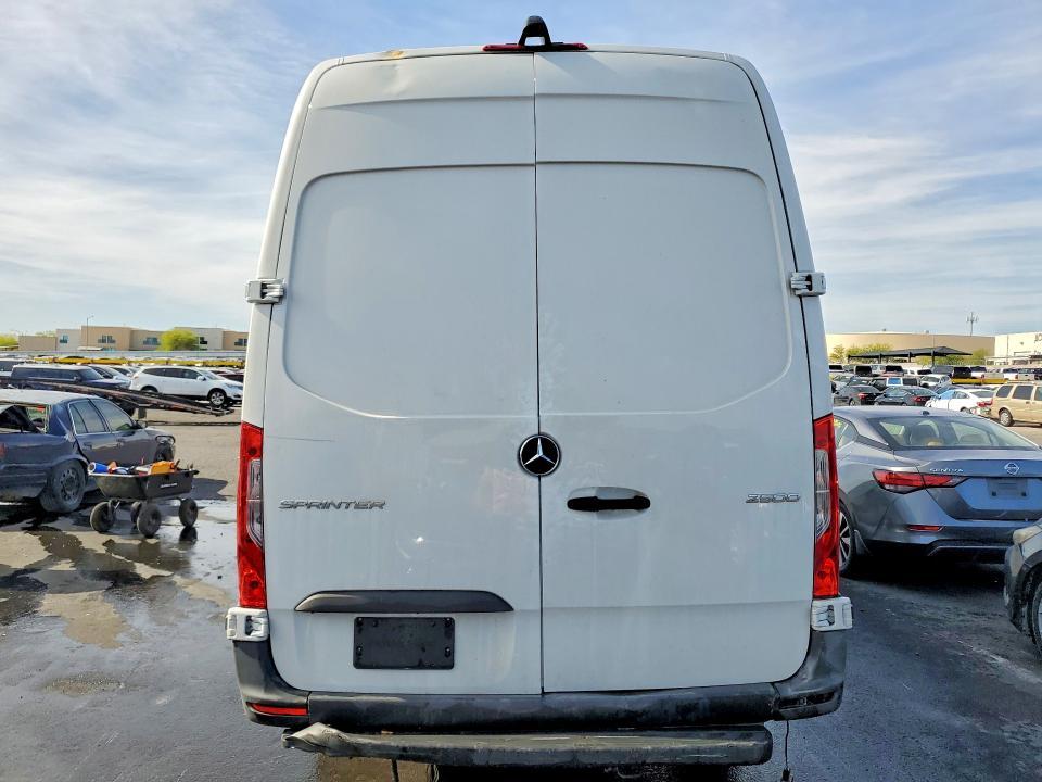 2023 Mercedes-Benz 2023 Mercedes Benz Sprinter 2500 Delivery van