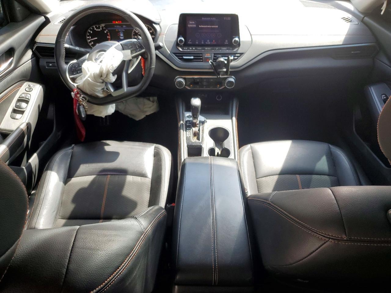 2022 Nissan Altima sr