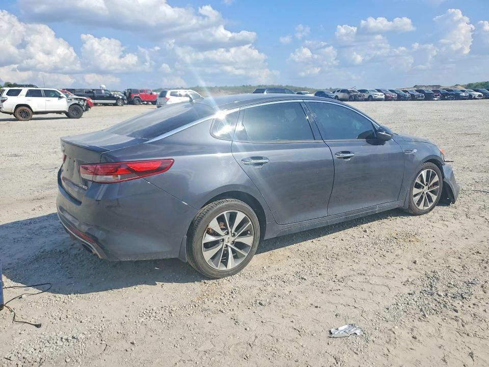 2017 KIA Optima