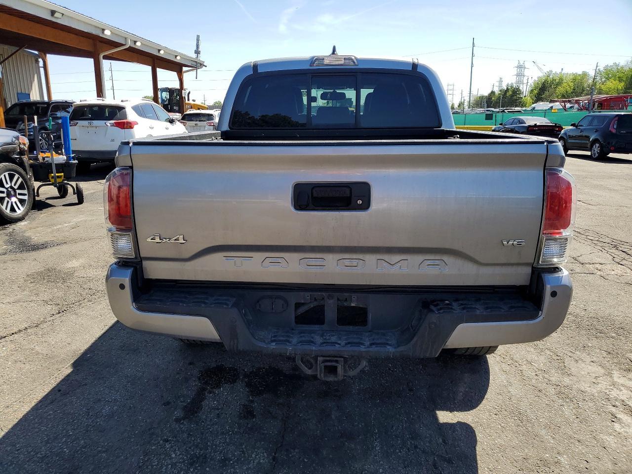 2016 Toyota Tacoma Limited