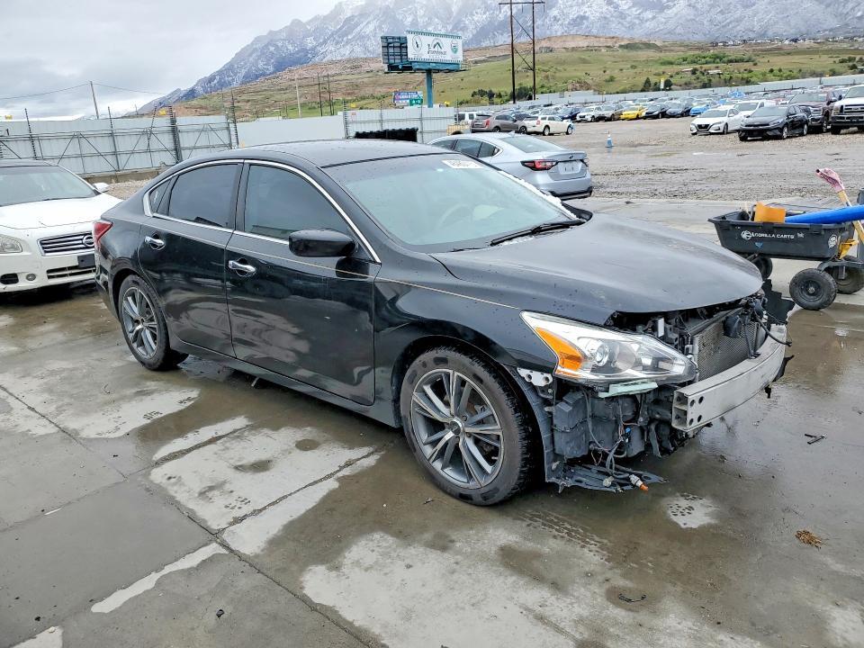 2013 Niss Altima