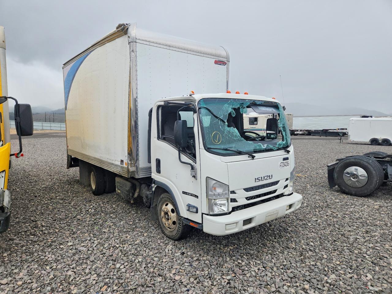 2017 Isuzu NPR HD BOX Truck