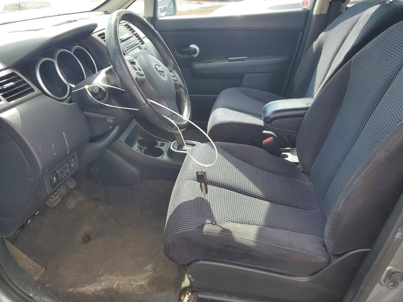 2012 Niss Versa 1.8 s