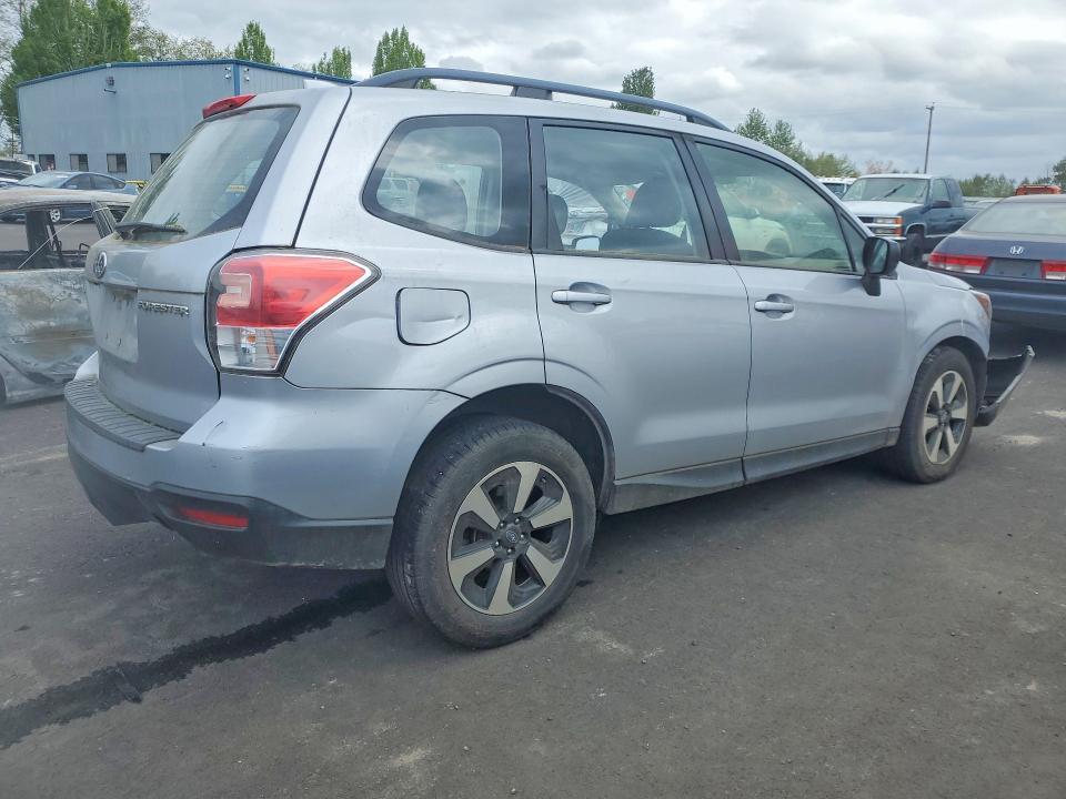 2018 Subaru Forester 2.5i