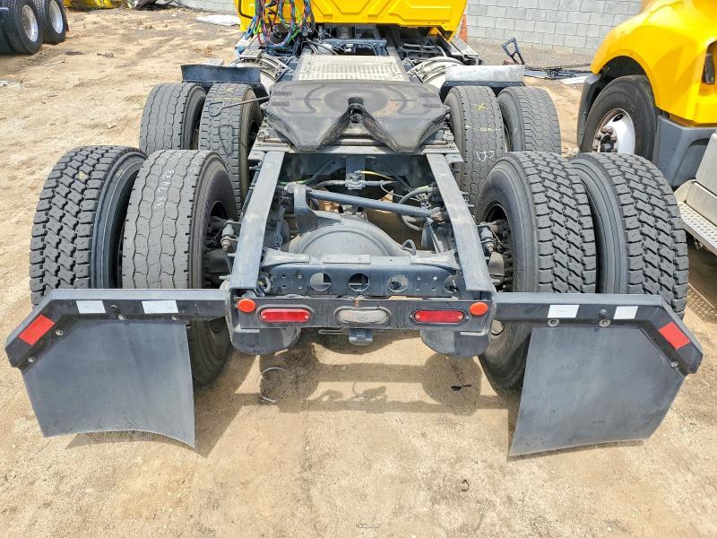 2020 International LT625 Semi Truck