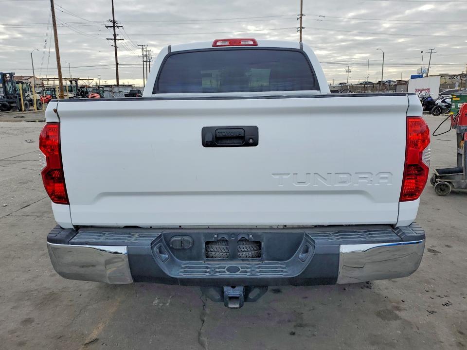 2014 Toyota Tundra Crewmax SR5