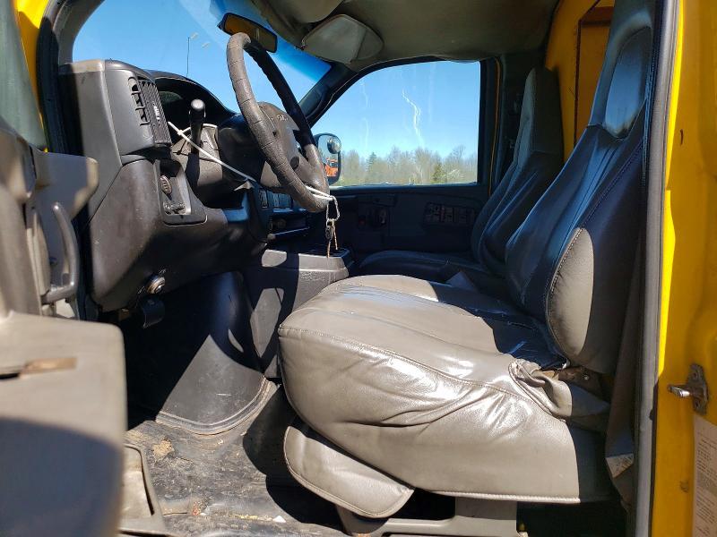 2007 GMC Savana Cutaway G3500