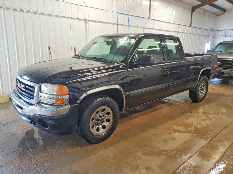 2005 GMC Sierra 1500 4WD