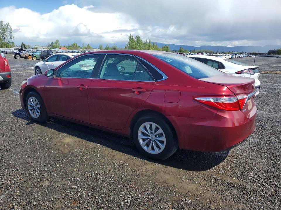 2016 Toyota Camry le