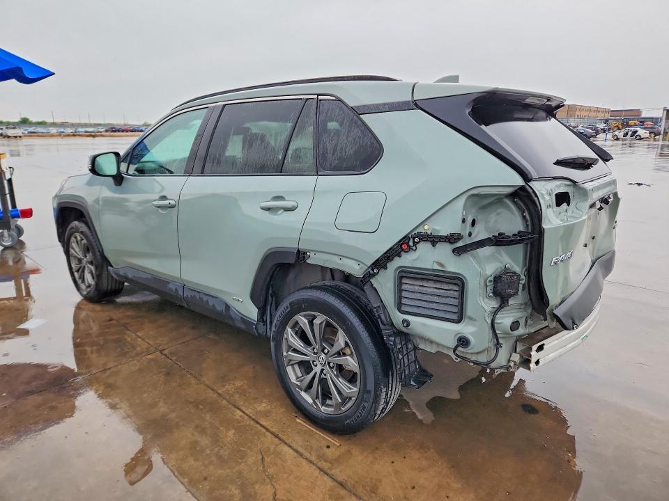 2022 Toyota Rav4 xle Premium