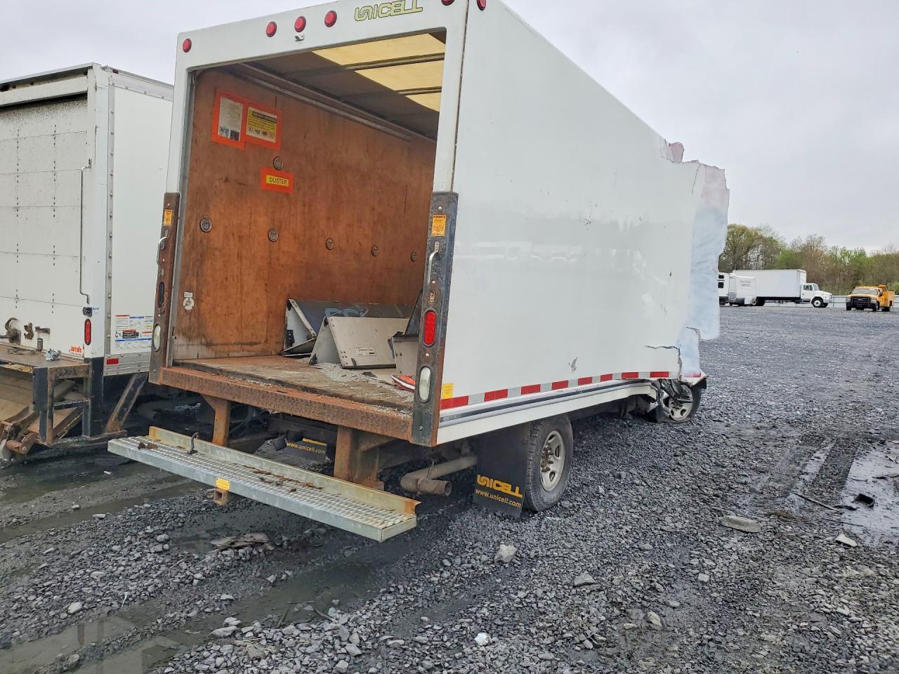 2019 Chevrolet Express G3500 BOX Truck