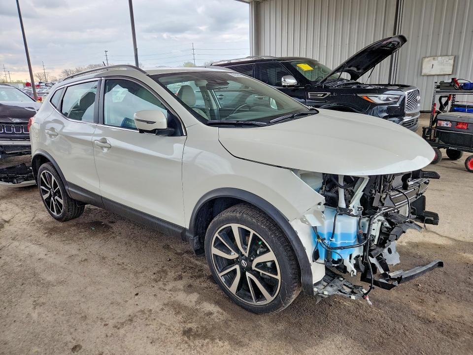 2018 Nissan Rogue Sport sl