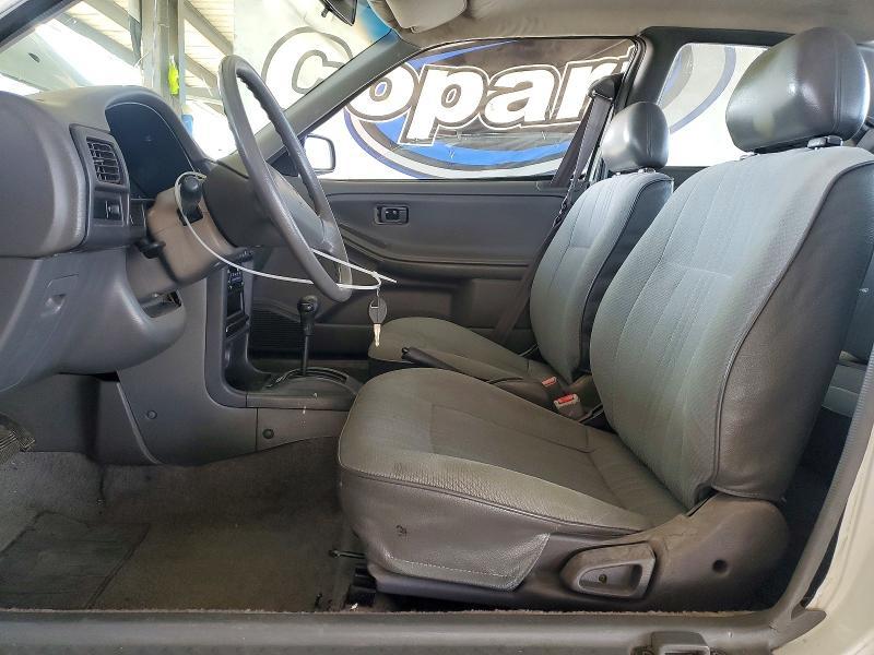 1992 Nissan Sentra e