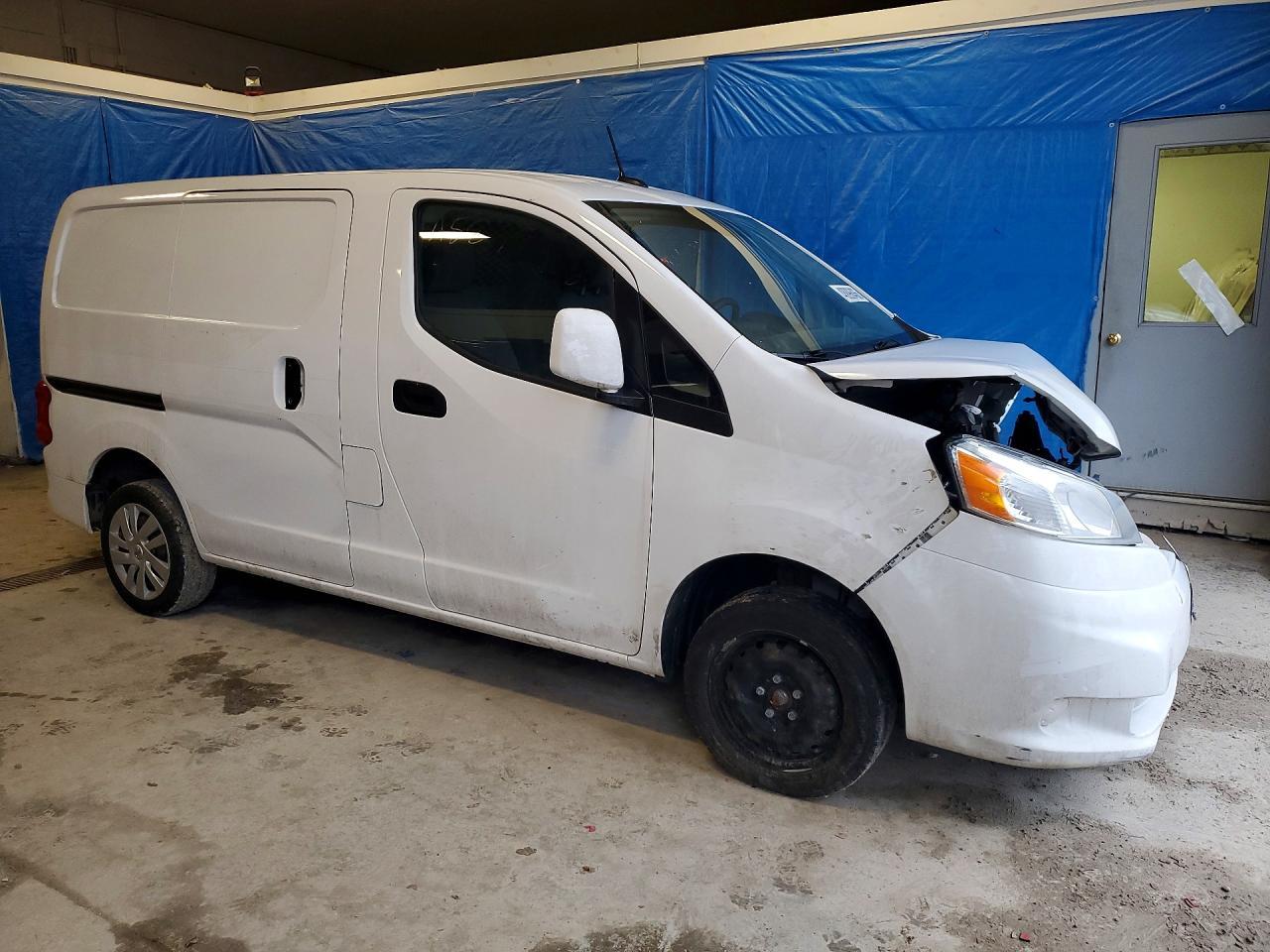 2021 Niss NV200