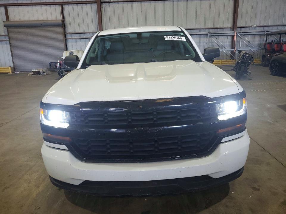 2018 Chevrolet Silverado C1500