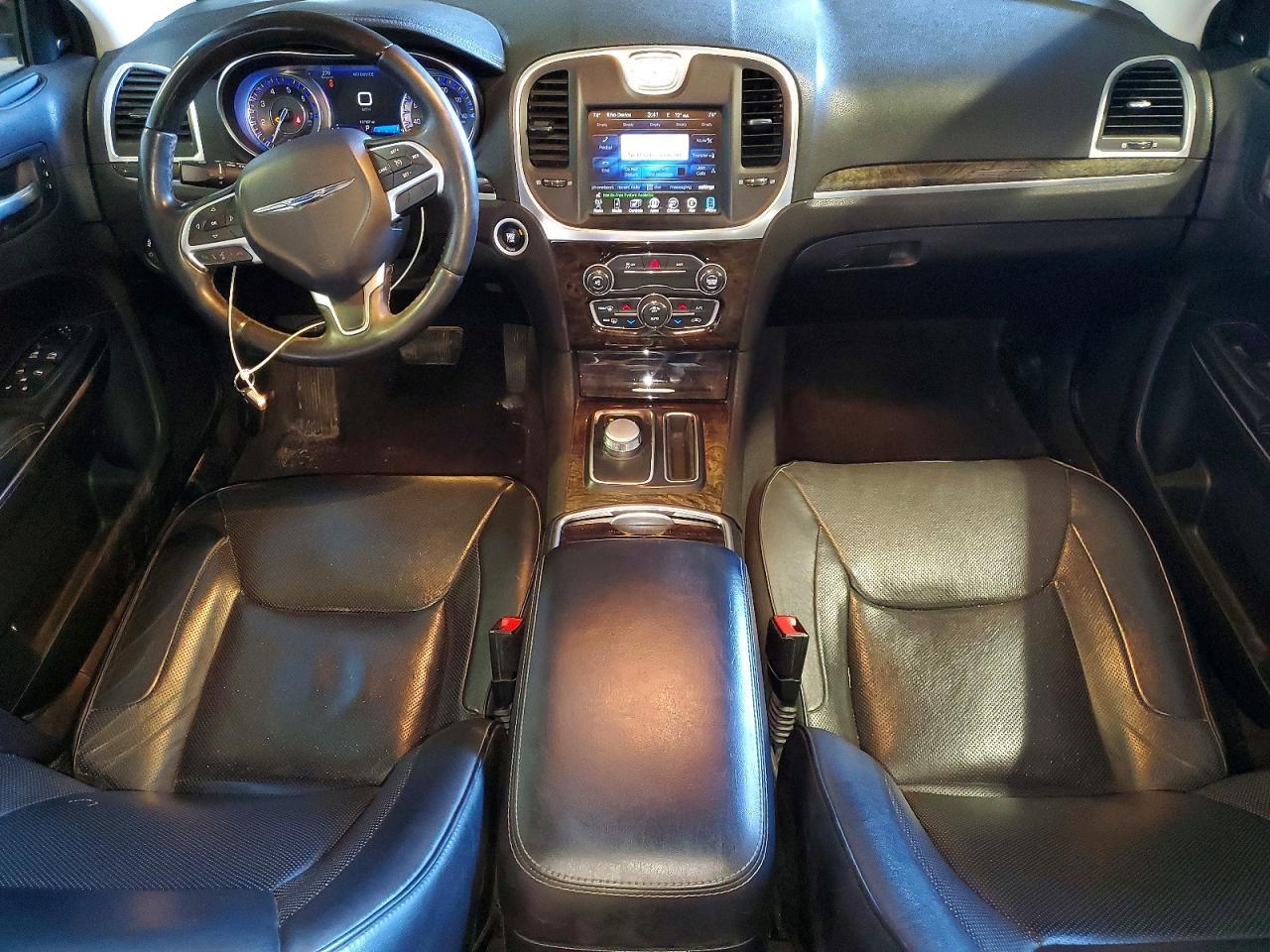 2016 Chrysler 300c