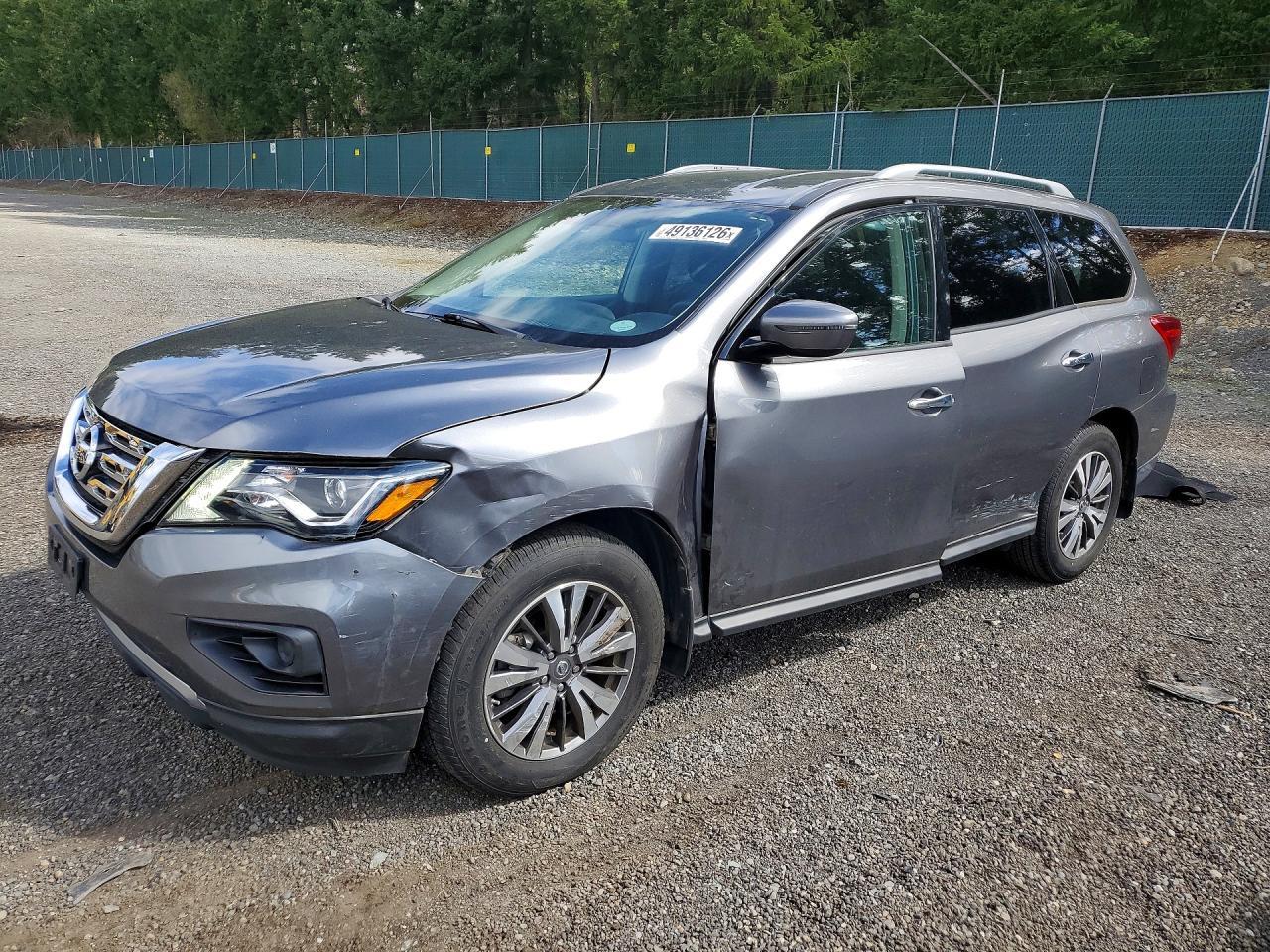 2017 Nissan Pathfinder s